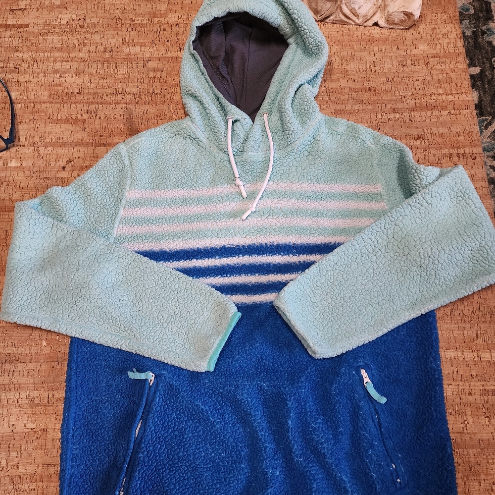 Chubbies blue fleece hoodie L